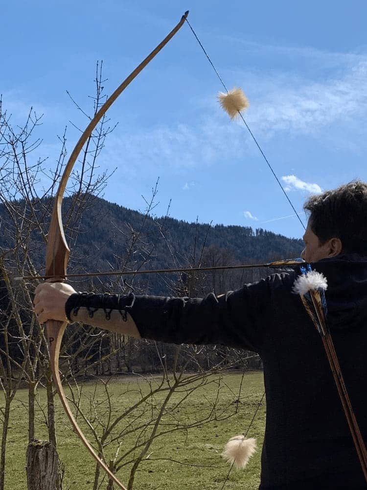 Traditionelles Bogenschießen lernen